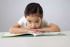 小孩3歲注意力不集中怎么辦？